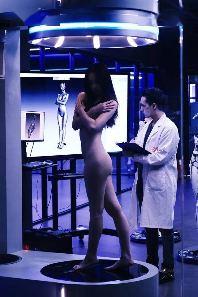 趣娃娃：赛博女友机械飞升mg不朽情缘当AI接入情(图7)